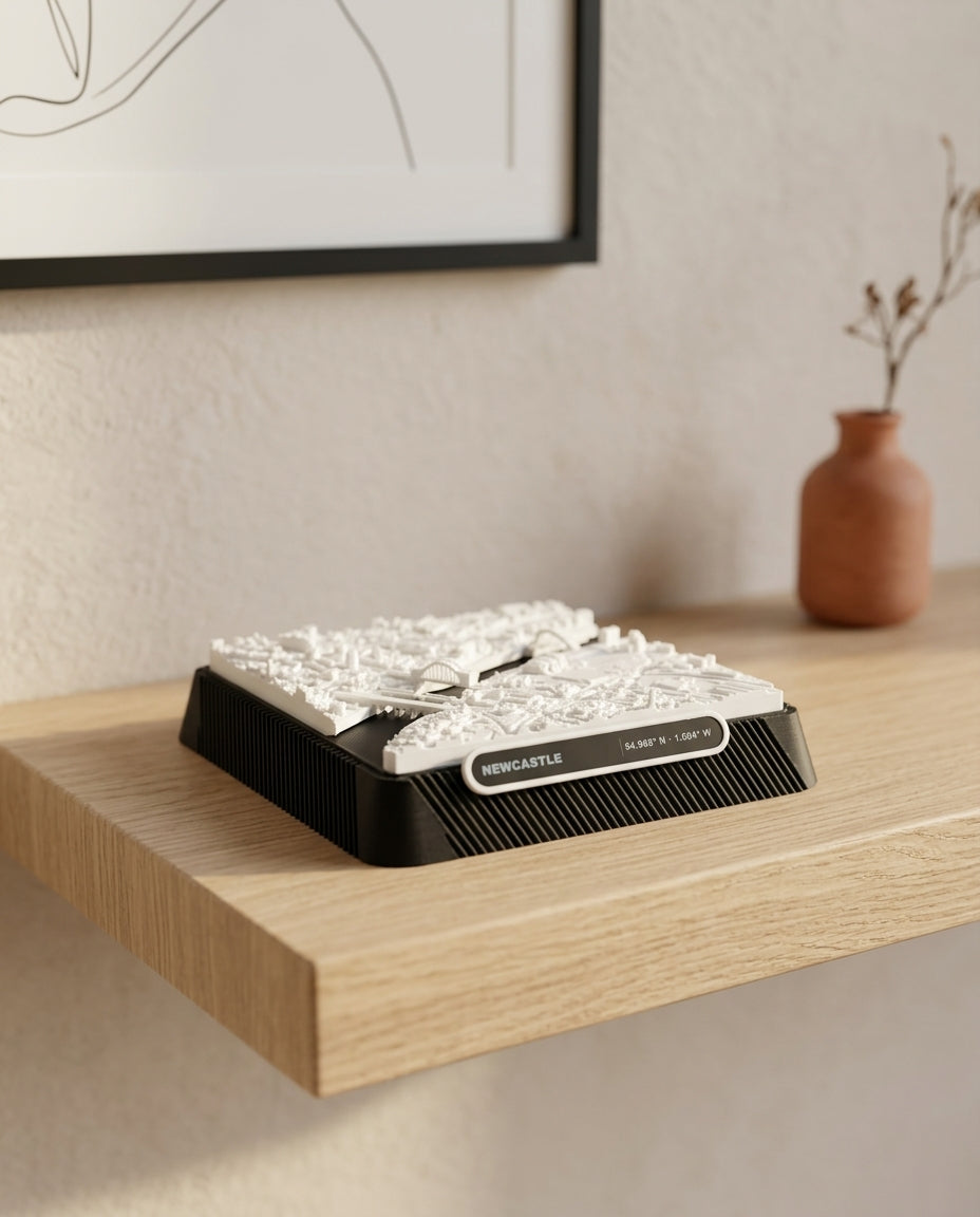 Newcastle upon Tyne Quayside 3D printed city map · 9×9cm relief model · 54.968° N · 1.604° W