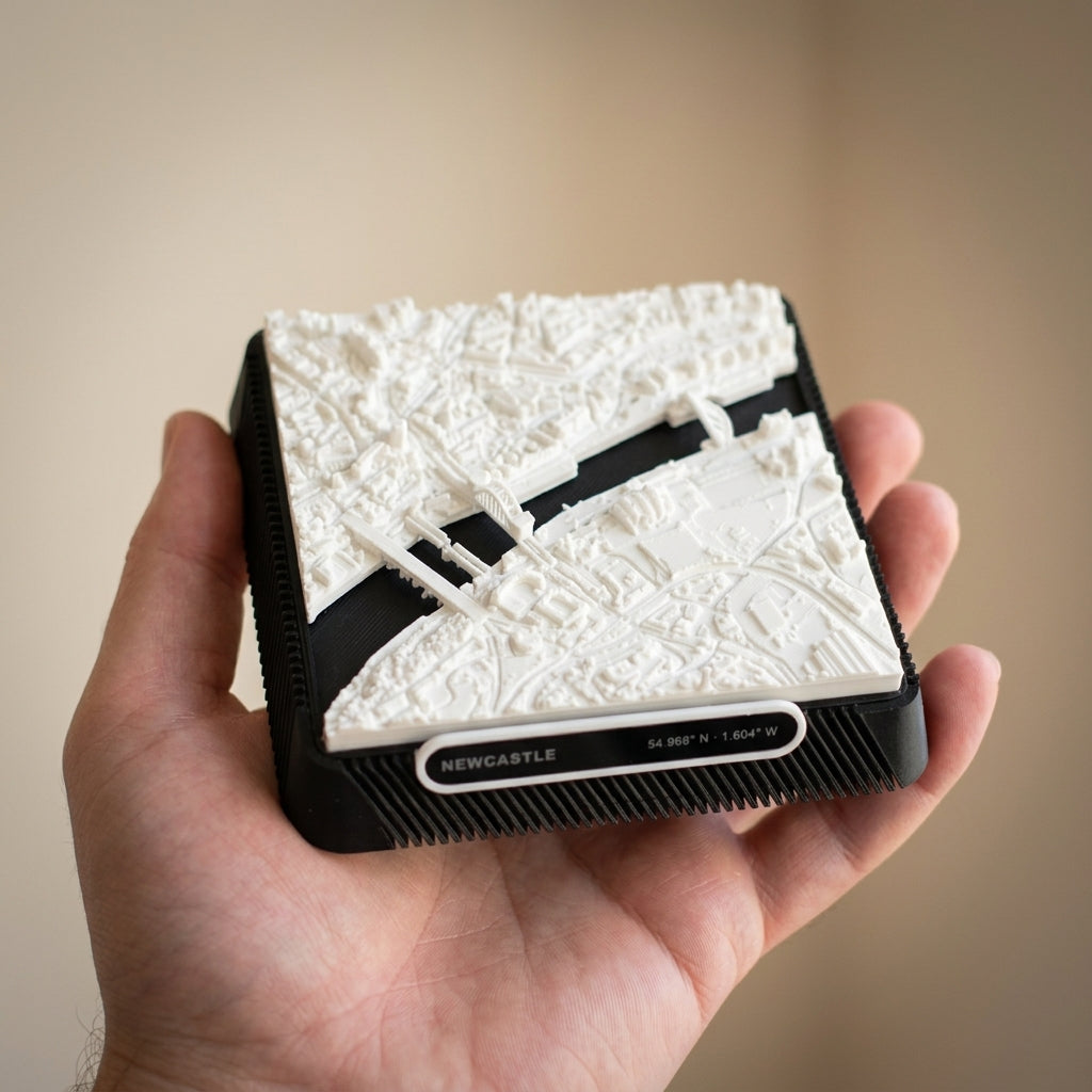 Newcastle upon Tyne Quayside 3D printed city map · 9×9cm relief model · 54.968° N · 1.604° W