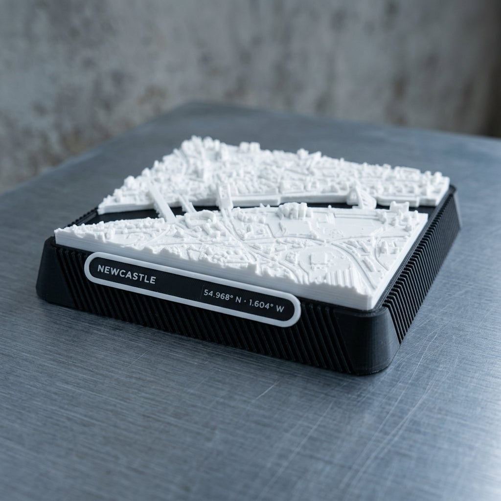 Newcastle upon Tyne Quayside 3D printed city map · 9×9cm relief model · 54.968° N · 1.604° W