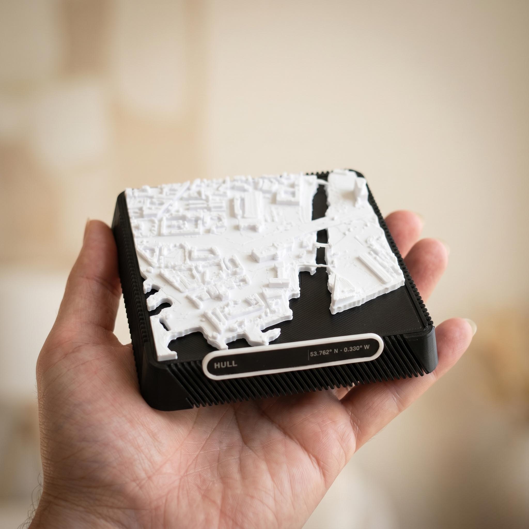 Kingston upon Hull 3D printed city map · 9×9cm relief model · 53.762° N · 0.330° W
