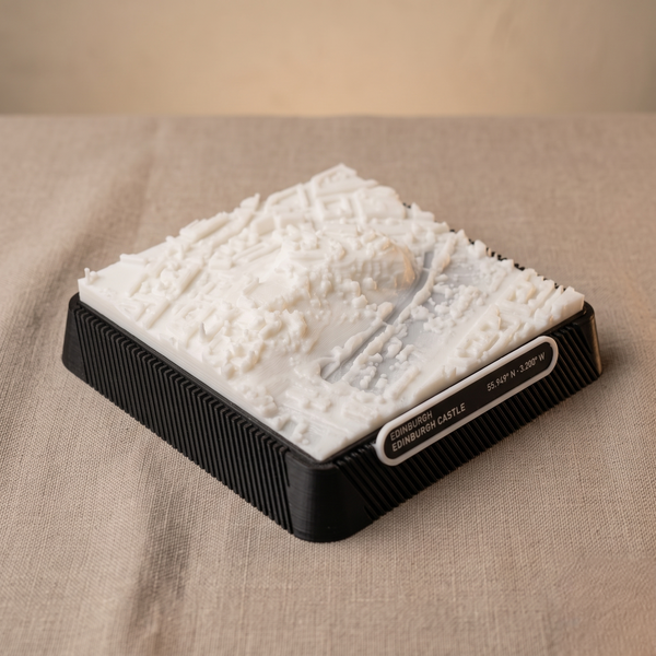 Edinburgh Old Town and Castle Rock 3D Printed City Map — 9×9cm Relief Model