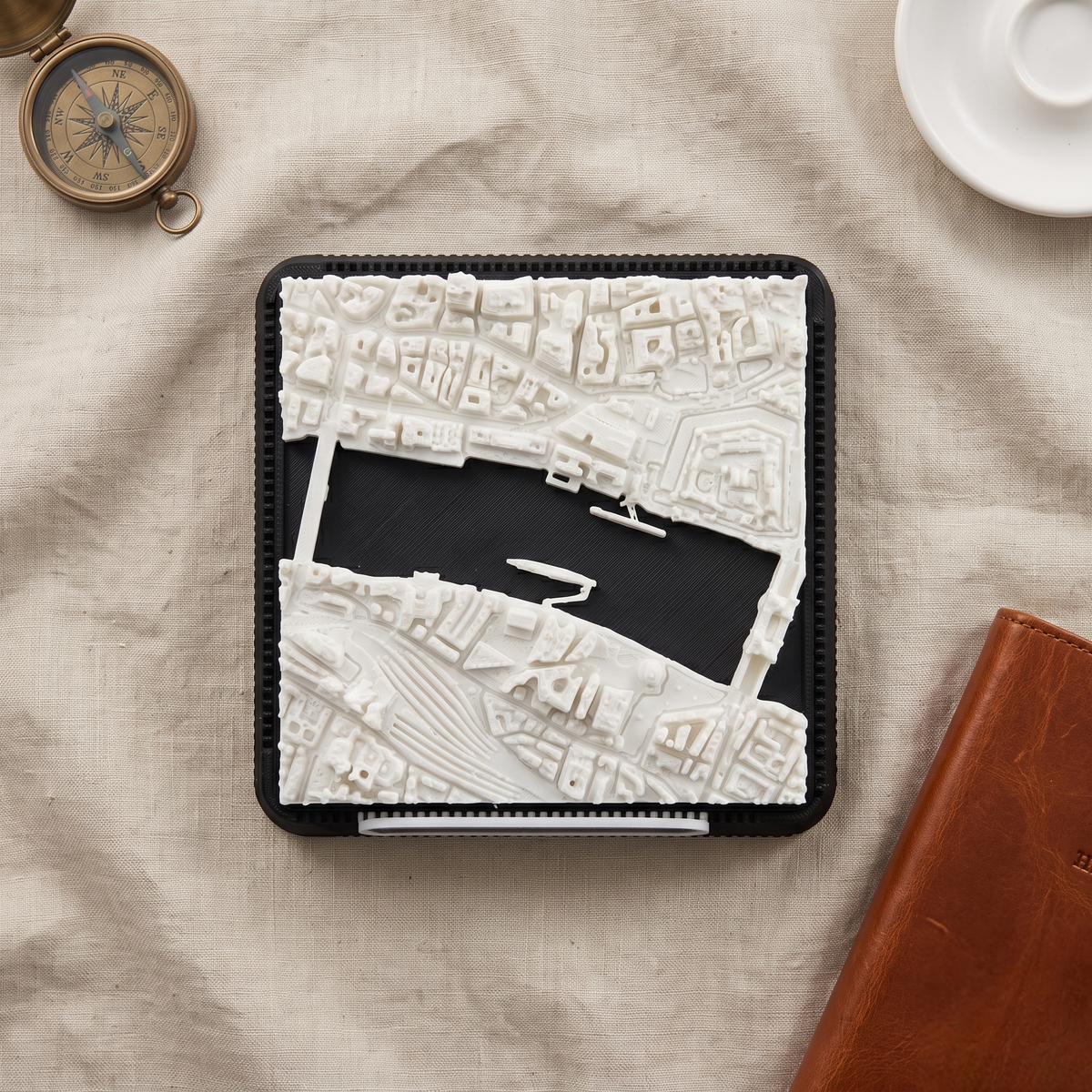 London Tower Hill 3D printed city map · 9×9cm relief model · 51.507° N · 0.081° W