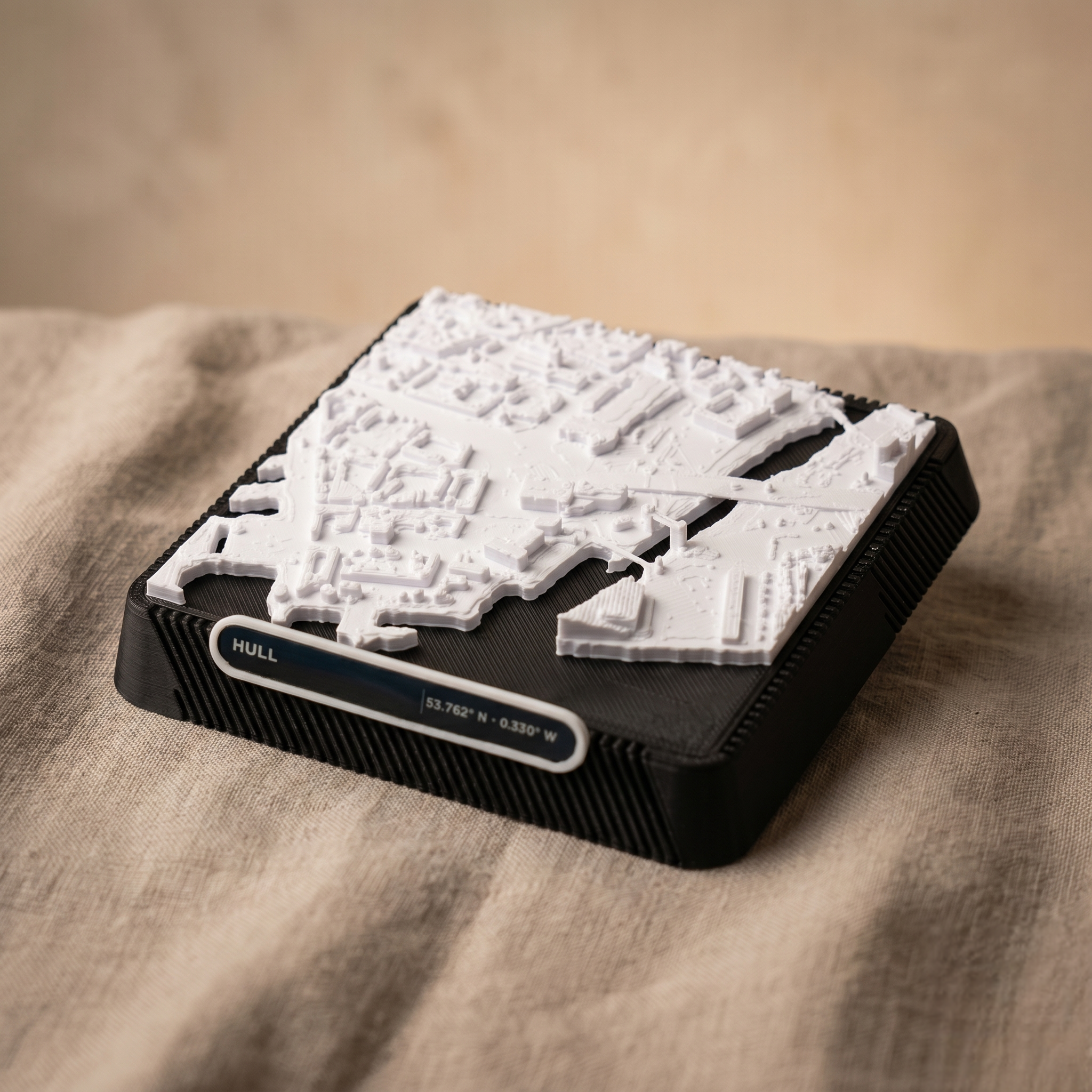 Kingston upon Hull 3D printed city map · 9×9cm relief model · 53.762° N · 0.330° W