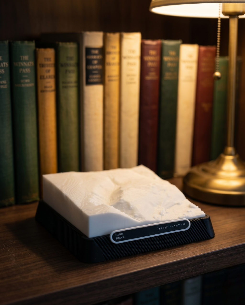 Winnats Pass 3D printed city map · 9×9cm relief model · 53.342° N · 1.801° W