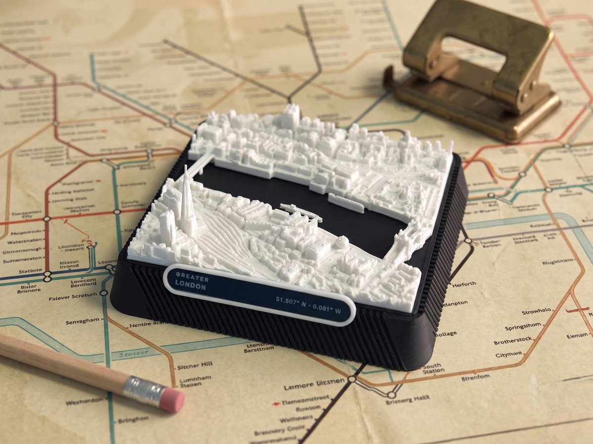 London Tower Hill 3D printed city map · 9×9cm relief model · 51.507° N · 0.081° W