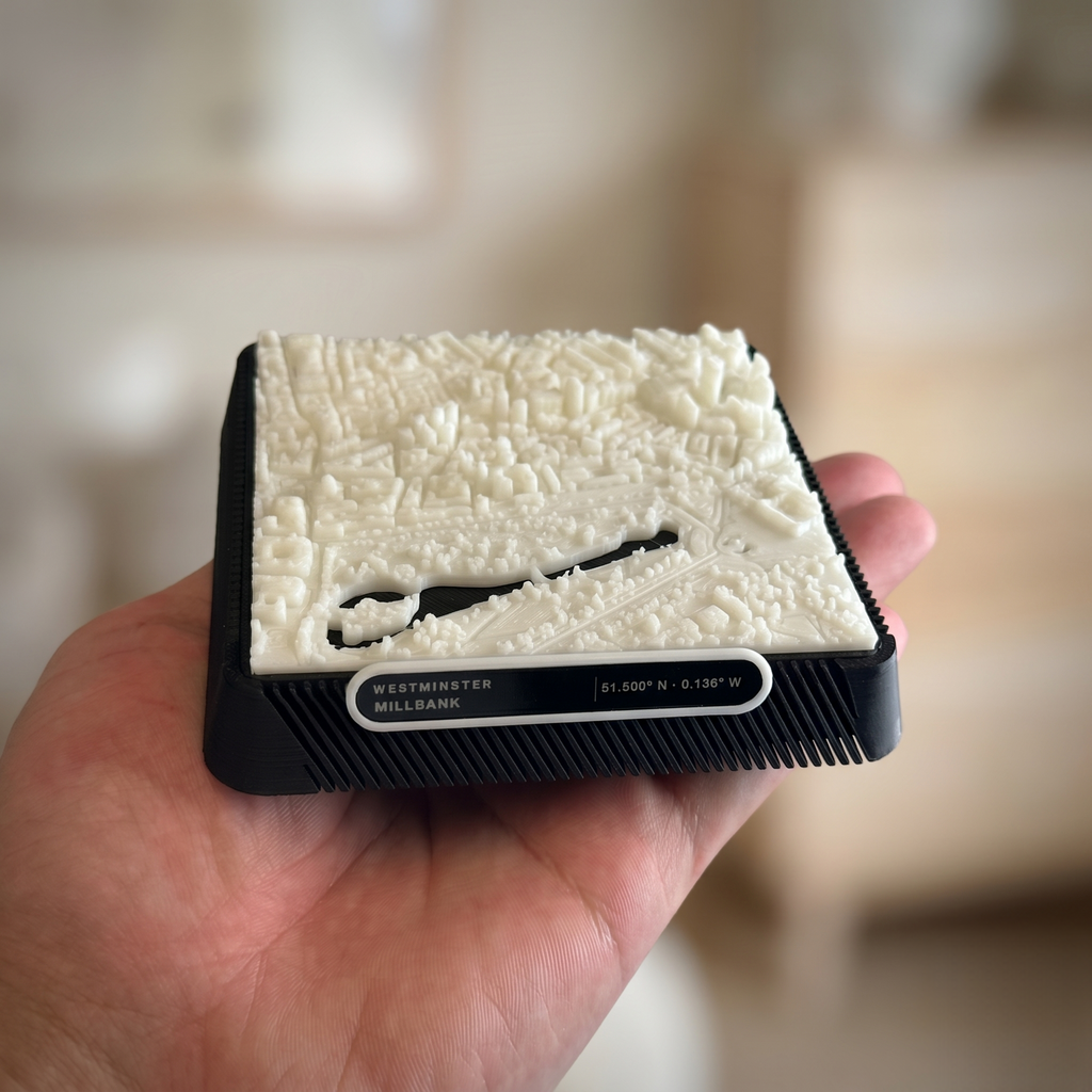 London Westminster 3D printed city map · 9×9cm relief model · 51.500° N · 0.136° W