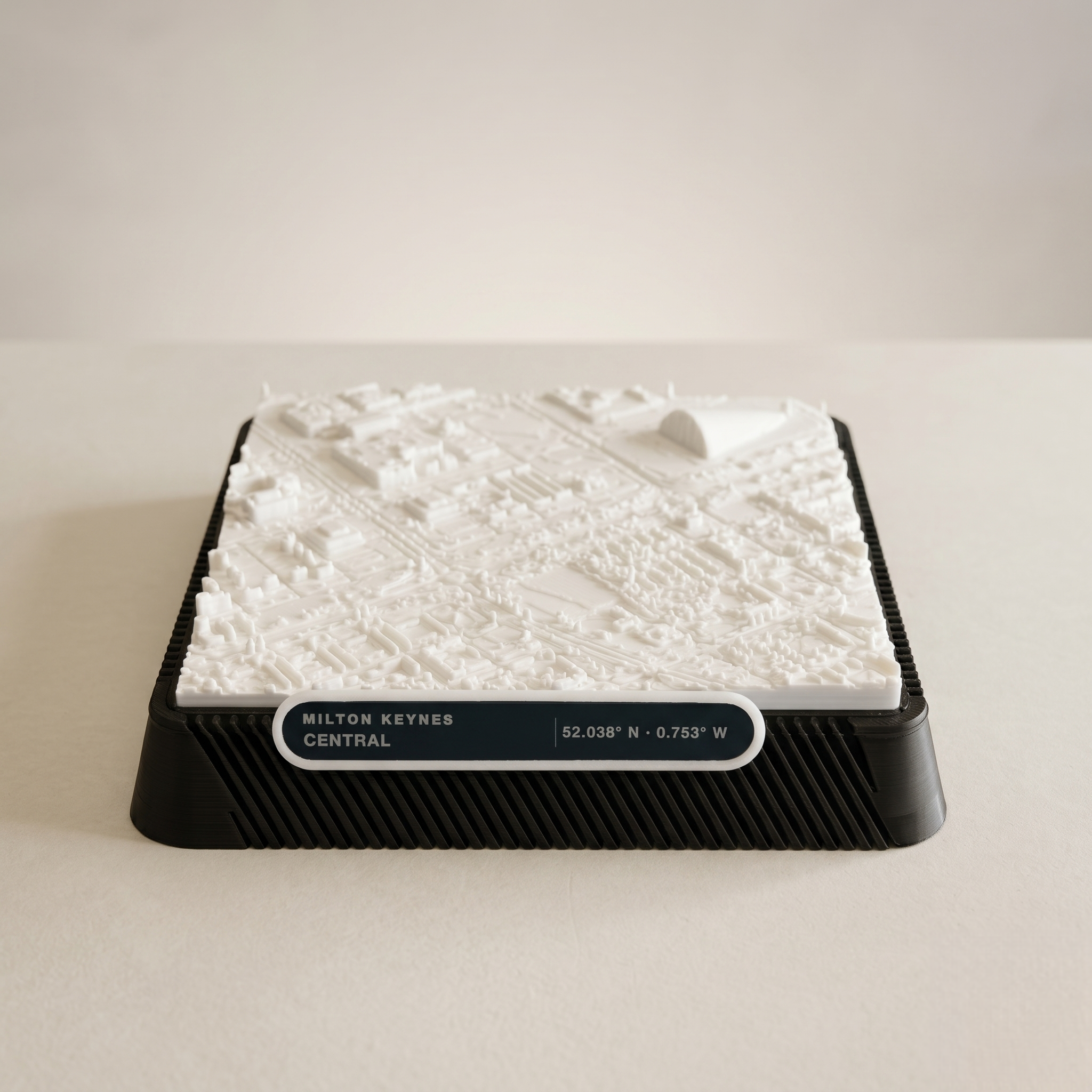 Milton Keynes Central Milton Keynes 3D printed city map · 9×9cm relief model · 52.038° N · 0.753° W