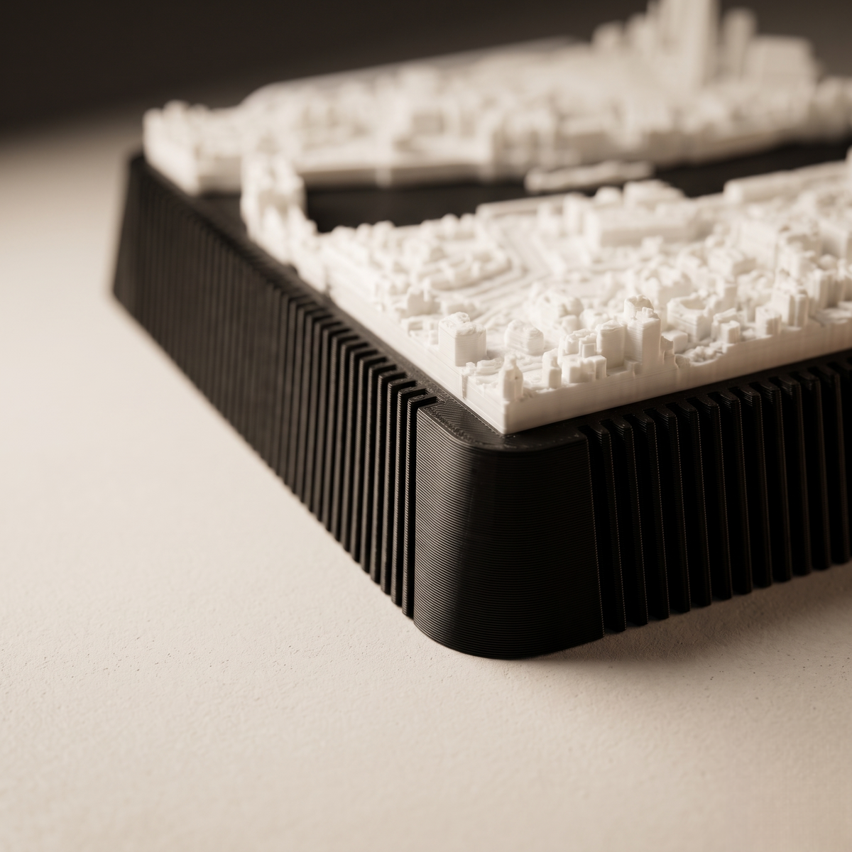 London Tower Hill 3D printed city map · 9×9cm relief model · 51.507° N · 0.081° W