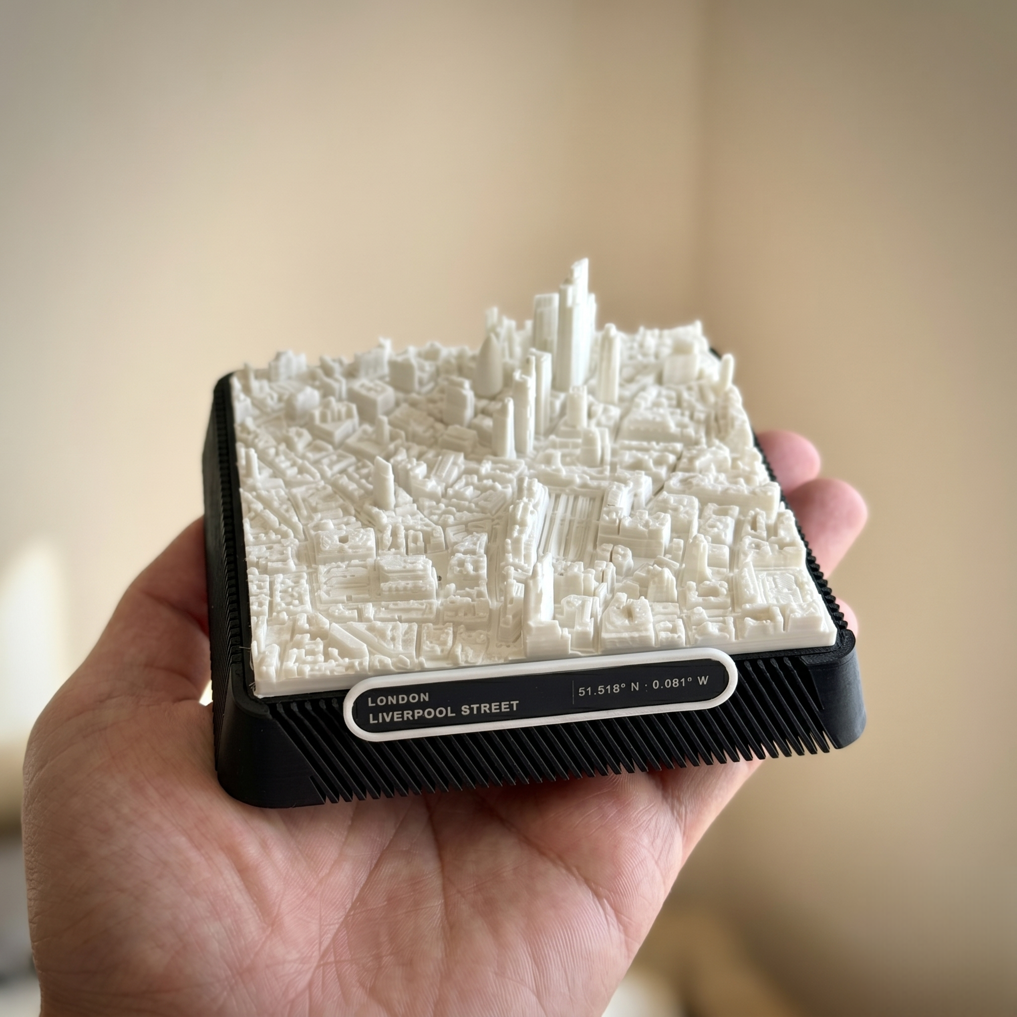 London Liverpool_Street 3D printed city map · 9×9cm relief model · 51.518° N · 0.081° W